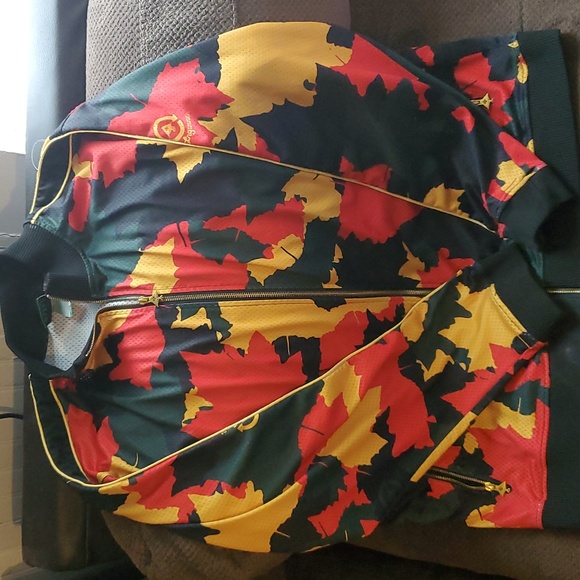 L.R.G. jacket size 3xl - Picture 7 of 7